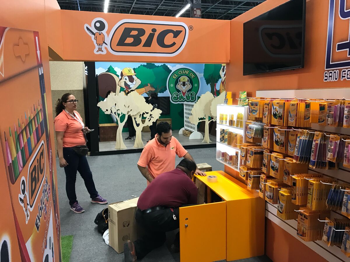 BIC booth being set up at the Guadalajara International Book Fair
